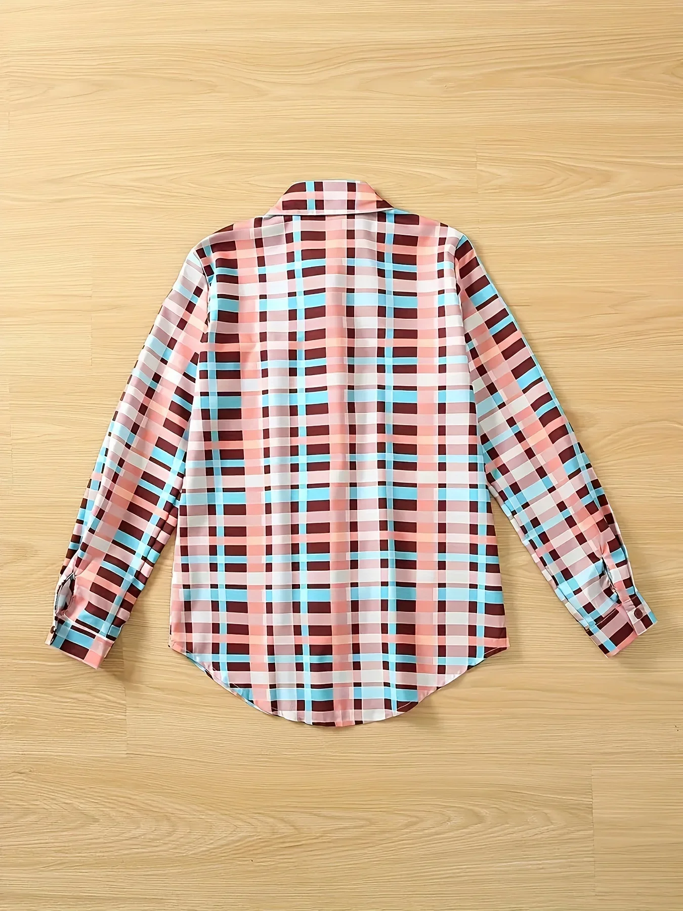 Plus Size Women's Plaid Print Casual Long Sleeve Button Front Shirt