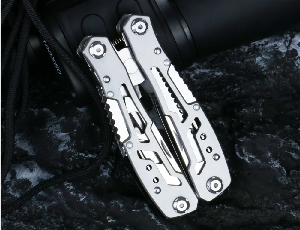 Outdoor Multitool Camping Portable Stainless Steel Edc Folding Multifunction Tools Emergency survival Knife Pliers